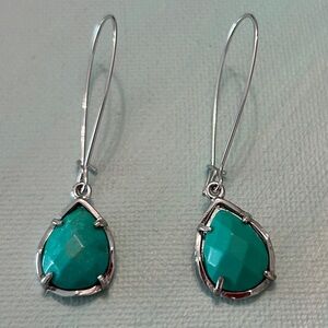 Kendra Scott Green Drop Dee Earrings